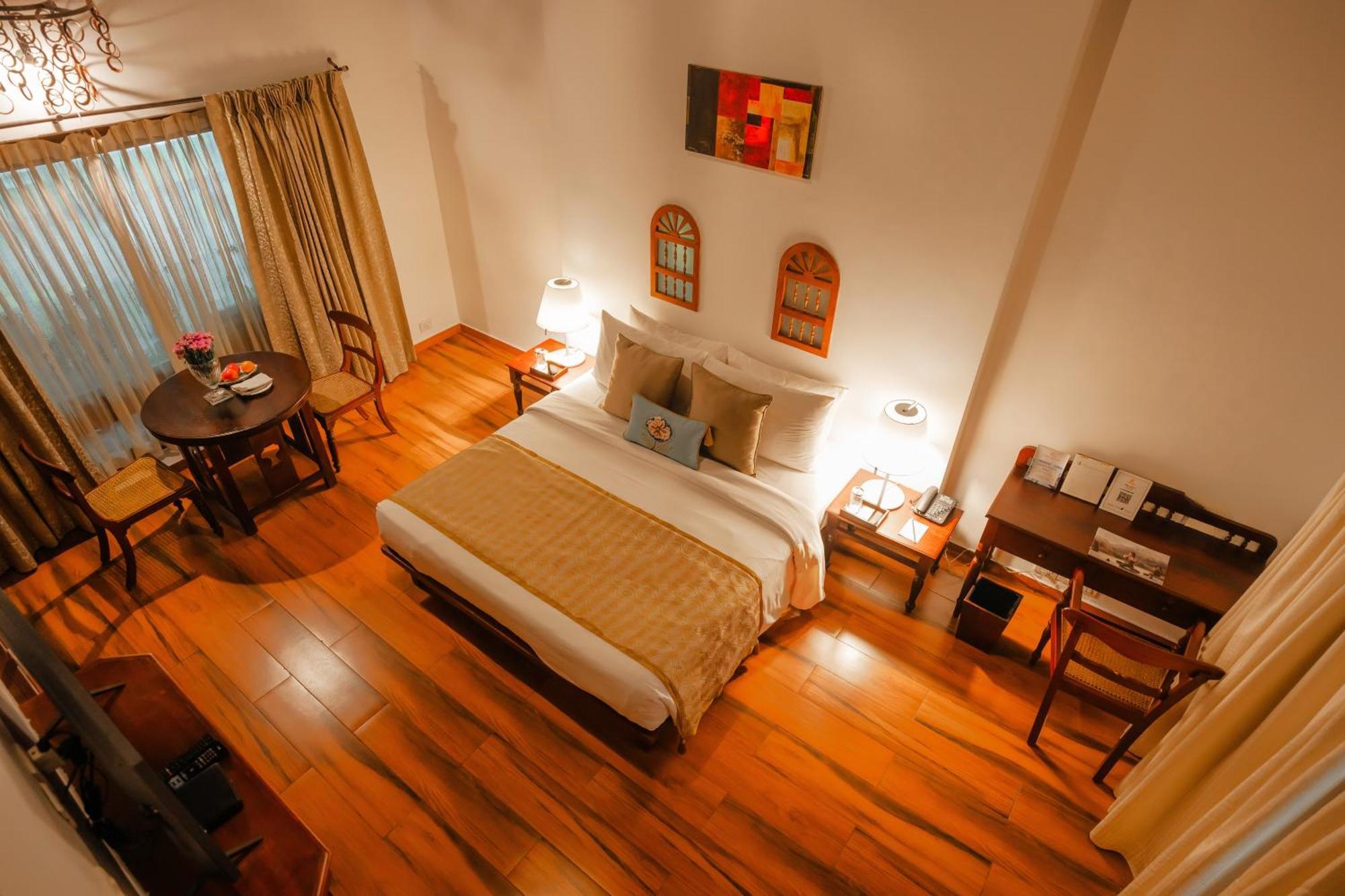The Leela Ashtamudi, A Raviz Hotel Kollam Eksteriør bilde A room at the hotel