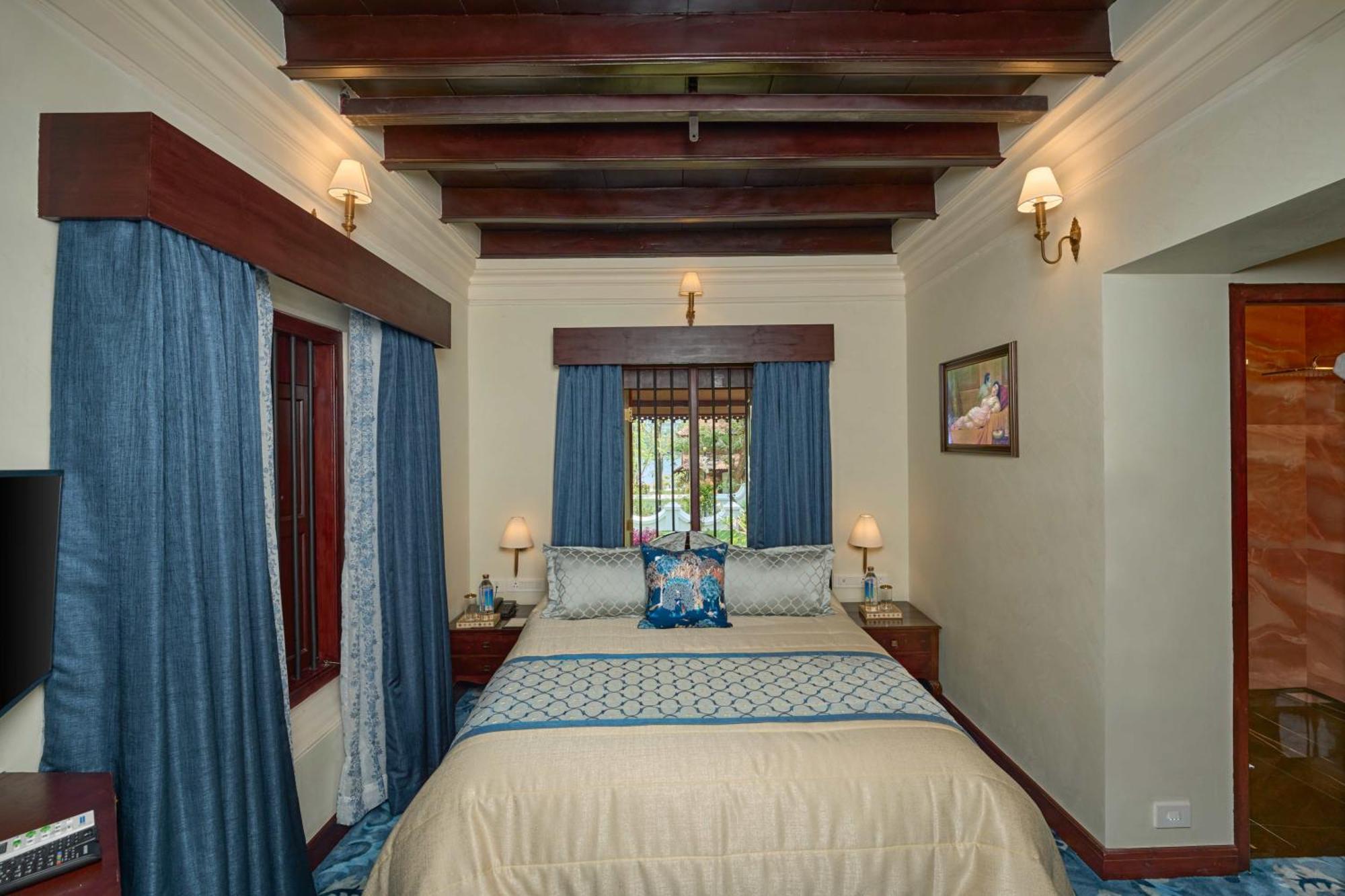 The Leela Ashtamudi, A Raviz Hotel Kollam Eksteriør bilde A room at the hotel